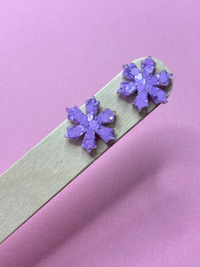 Snowflake studs 2cm Patel purple