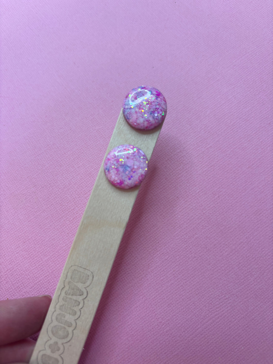 #32 18mm Dotti Studs