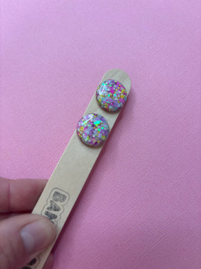#52 18mm Dotti Studs