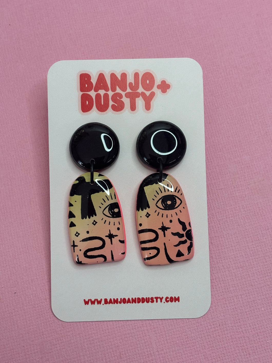 Clara Dangles