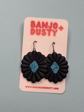 Lily Dangles