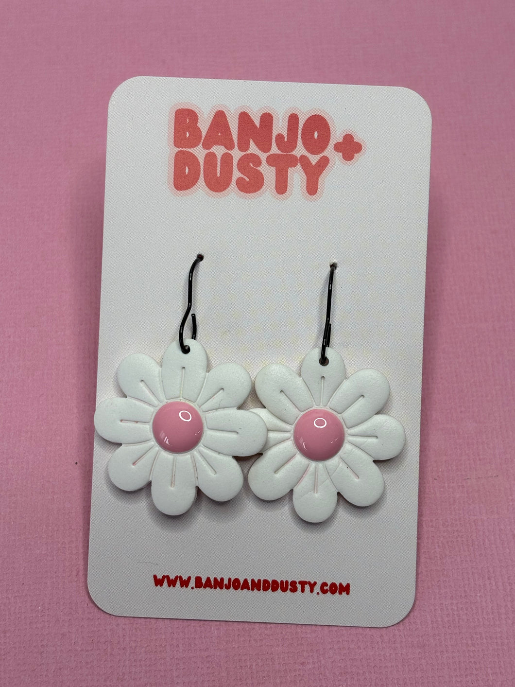 Daisy Dangles Pink Hooks