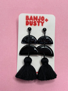 Ashlie Dangles