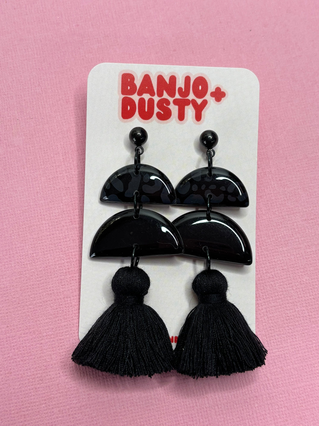 Ashlie Dangles