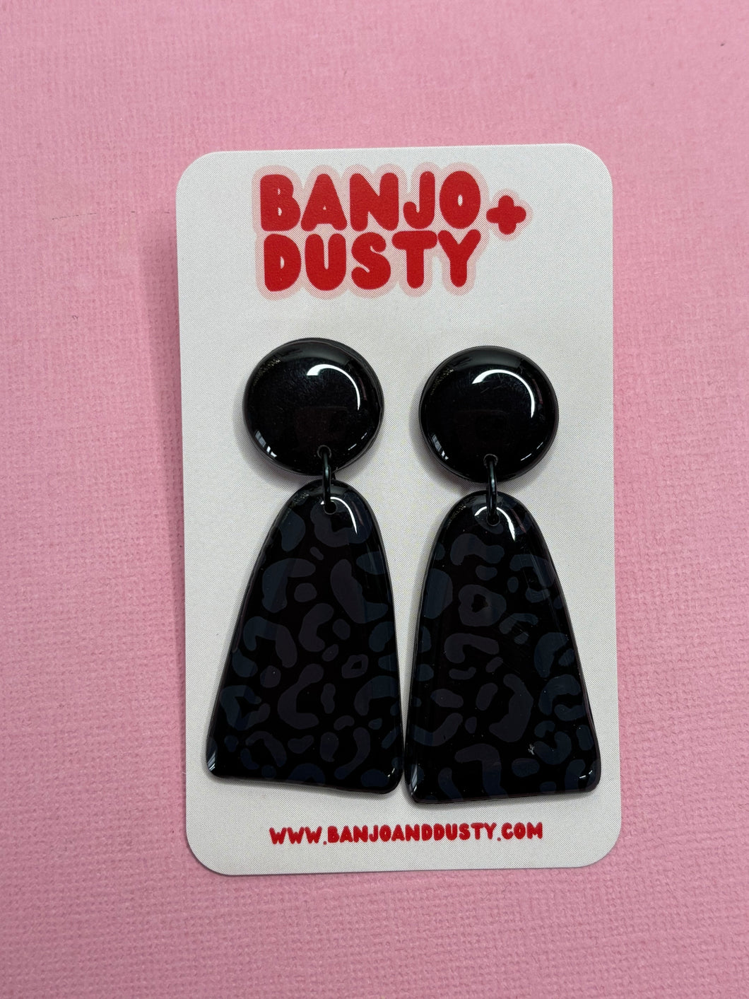 Ashlie Dangles
