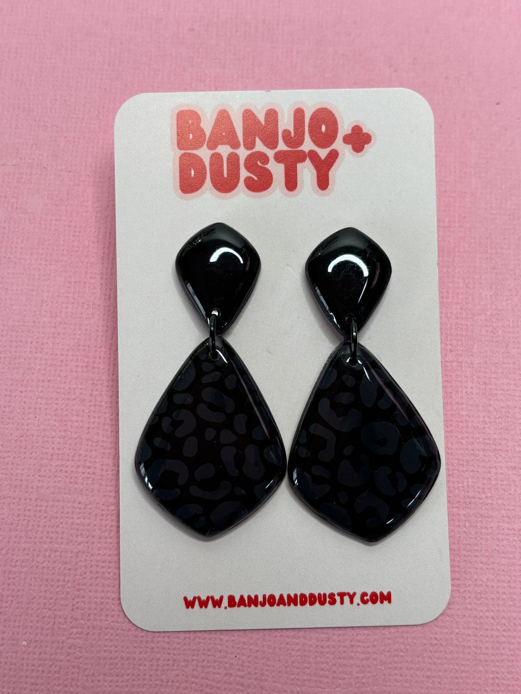 Ashlie Dangles