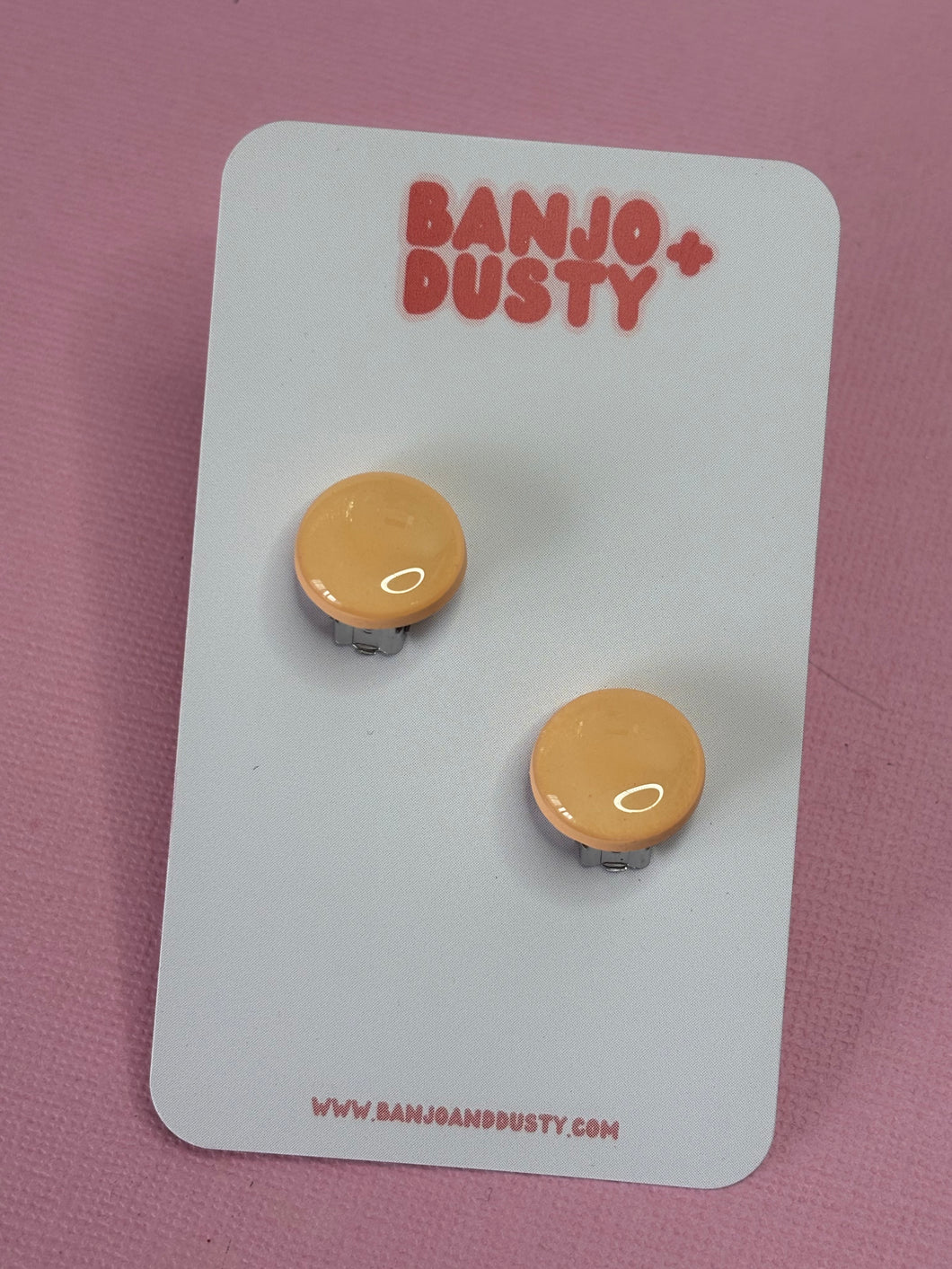 Clip on studs 15mm apricot